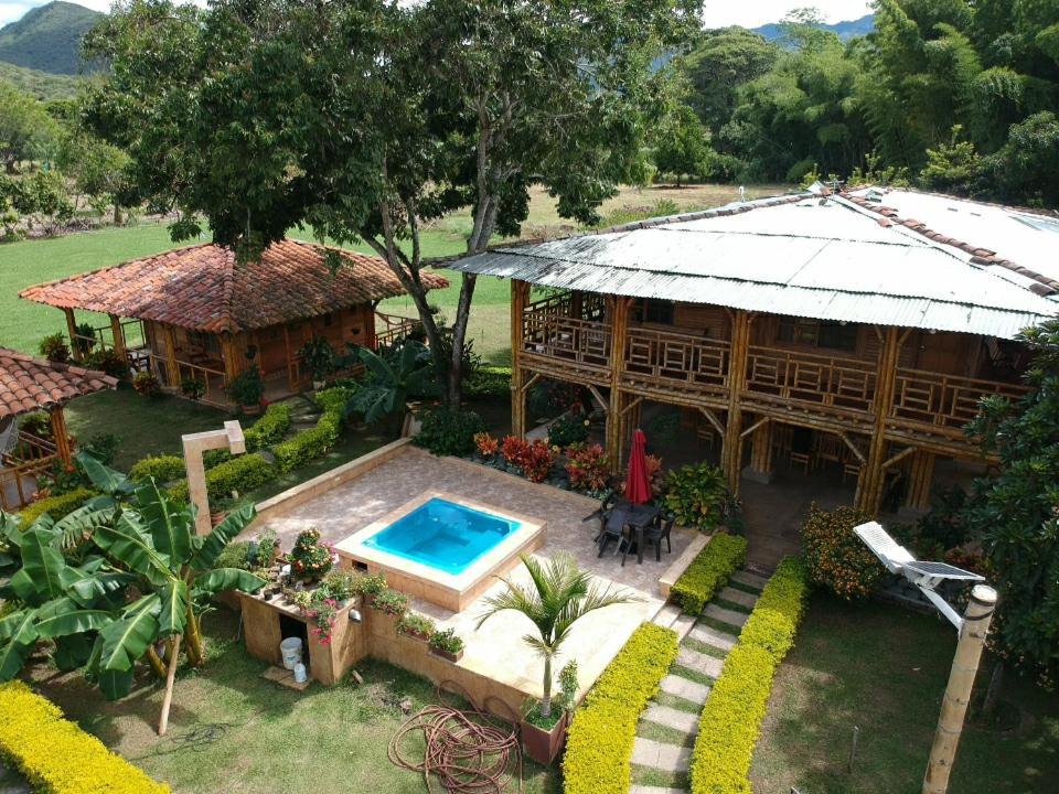 Hotel Campestre Campos Verdes Roldanillo Екстер'єр фото
