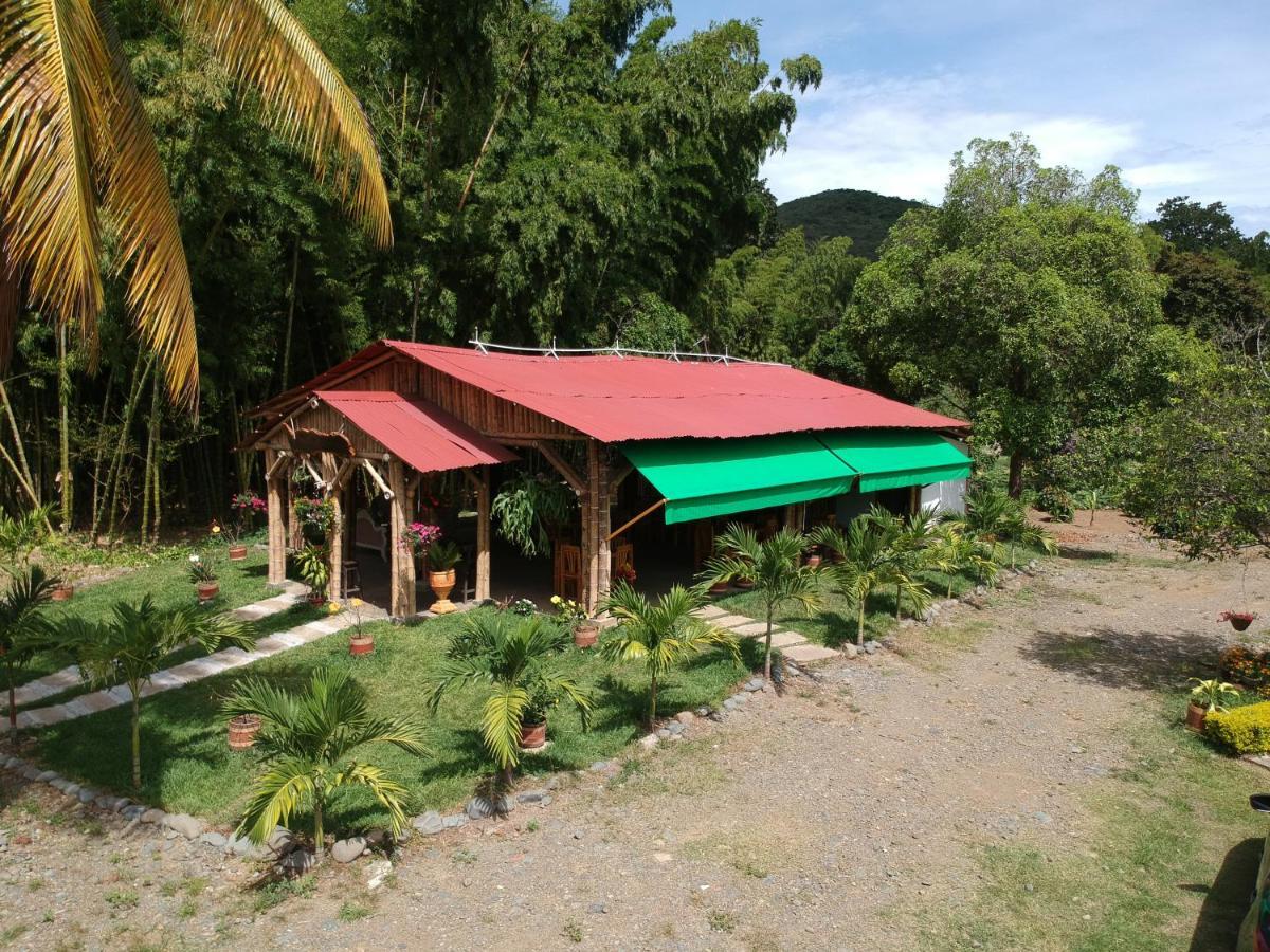 Hotel Campestre Campos Verdes Roldanillo Екстер'єр фото