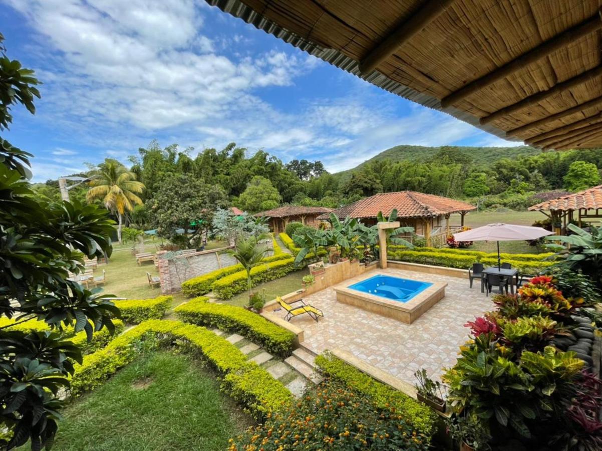 Hotel Campestre Campos Verdes Roldanillo Екстер'єр фото