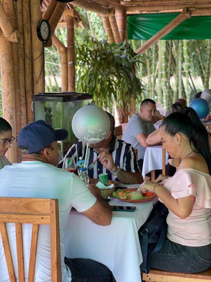 Hotel Campestre Campos Verdes Roldanillo Екстер'єр фото