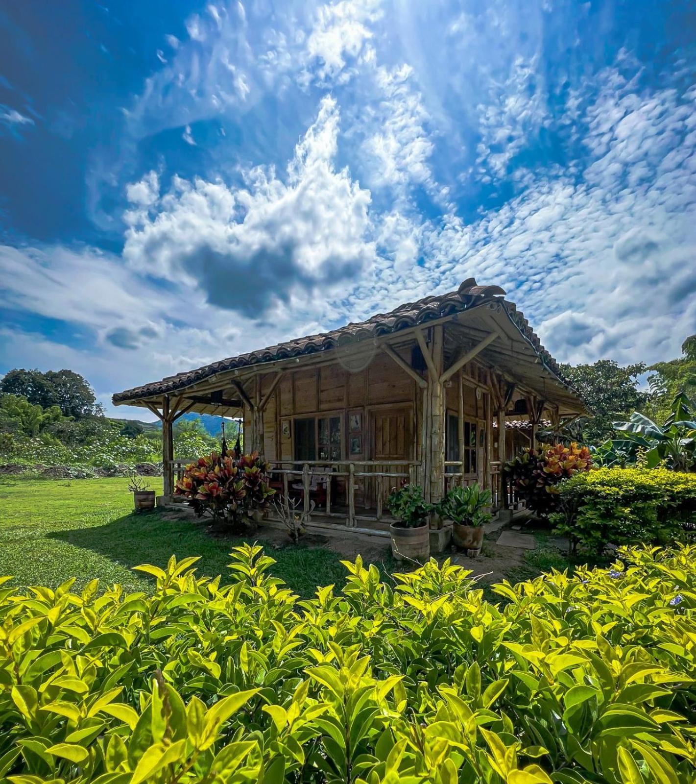 Hotel Campestre Campos Verdes Roldanillo Екстер'єр фото